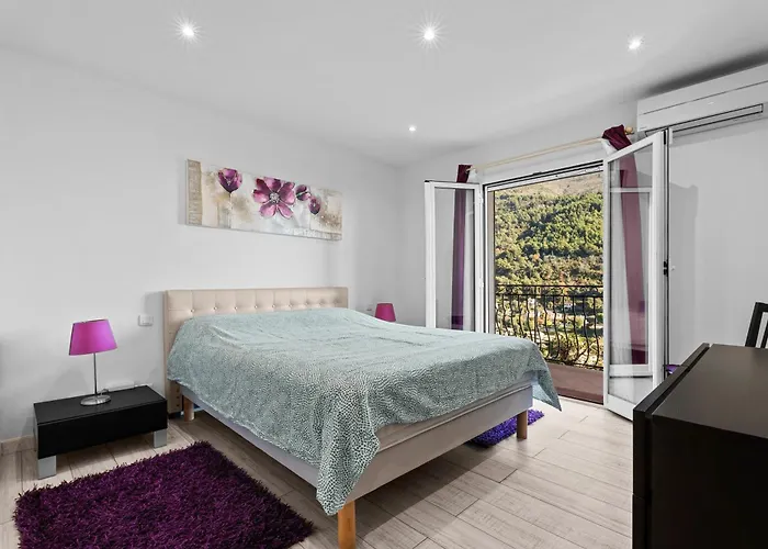 Baieta - Appt Climatise Jacuzzi Vue דירה *