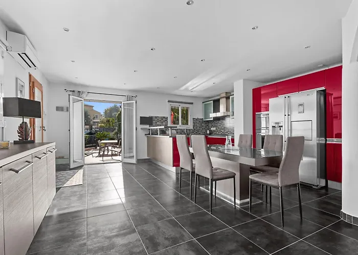 Baîeta - Appt Climatisé Jacuzzi Vue